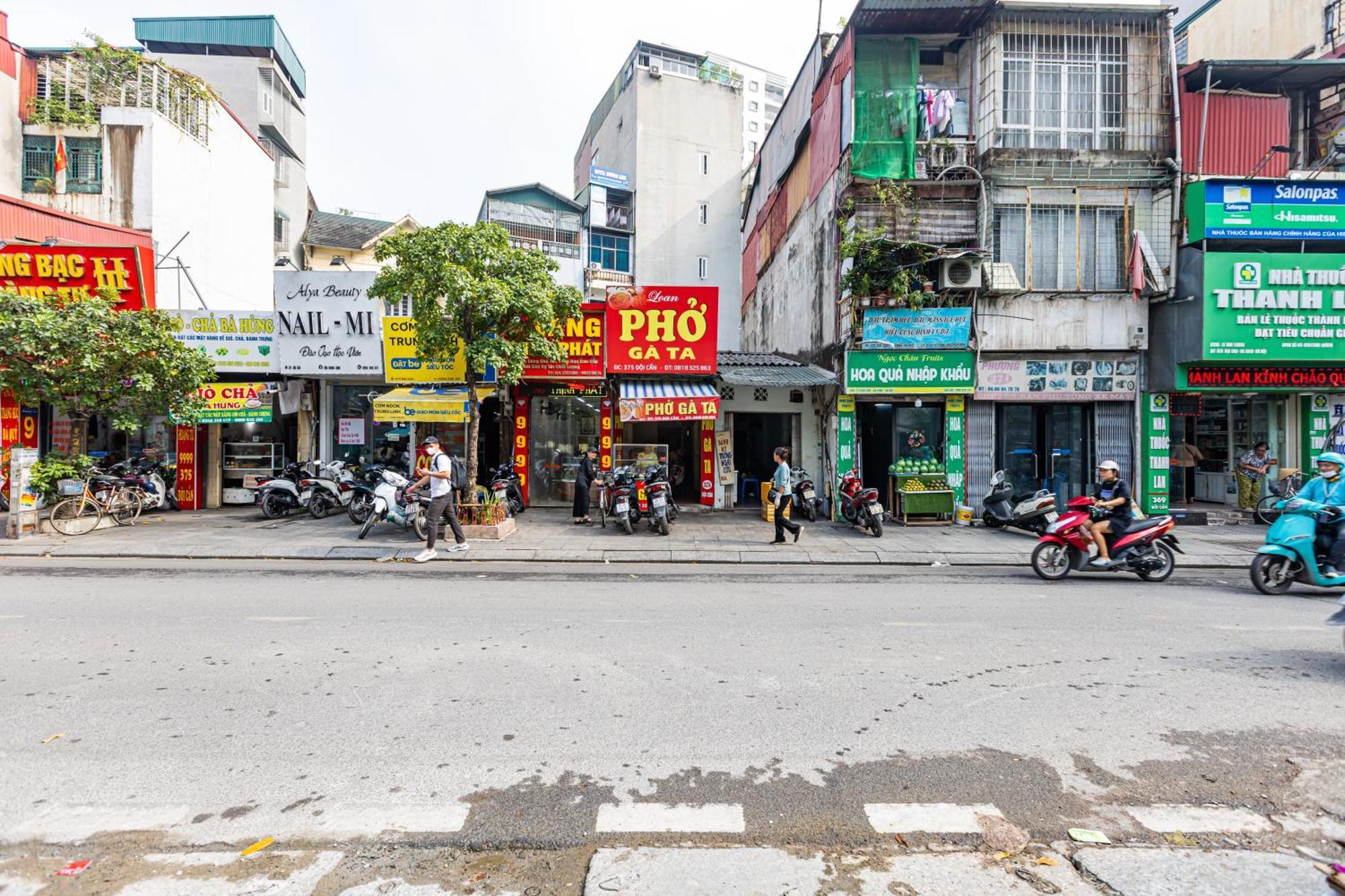 Hera Palace Hotel & Apartment Ba Dinh Hanoi Exterior photo
