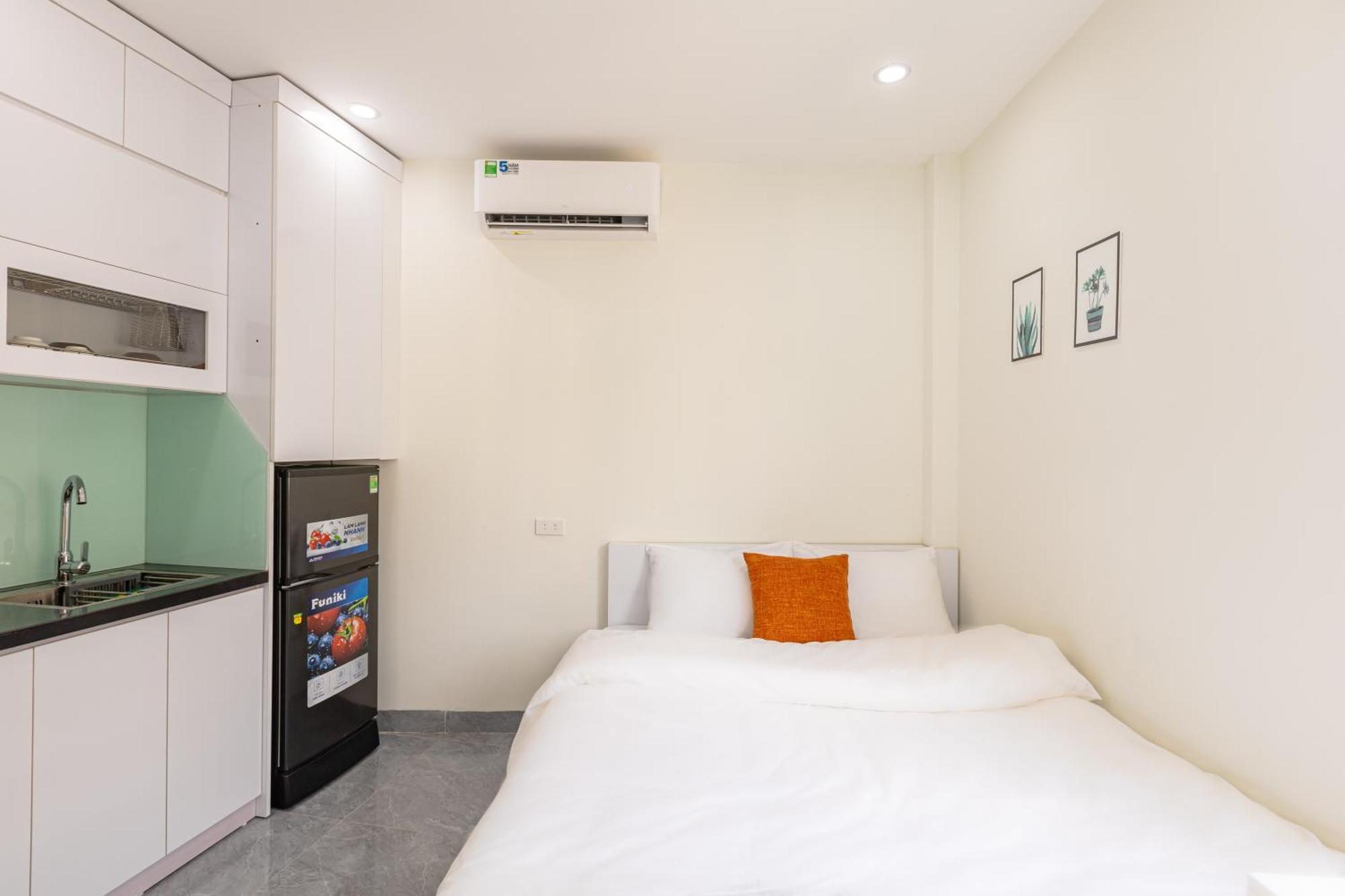 Hera Palace Hotel & Apartment Ba Dinh Hanoi Exterior photo